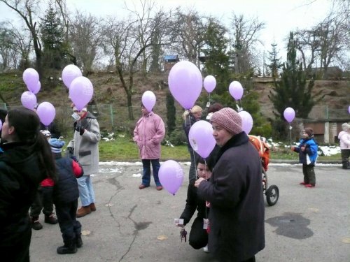 Vypouštění balónků s přáním Ježíškovi - 9.12.2010